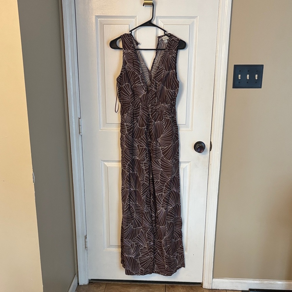 Sleeveless Brown Leaf-Print romper